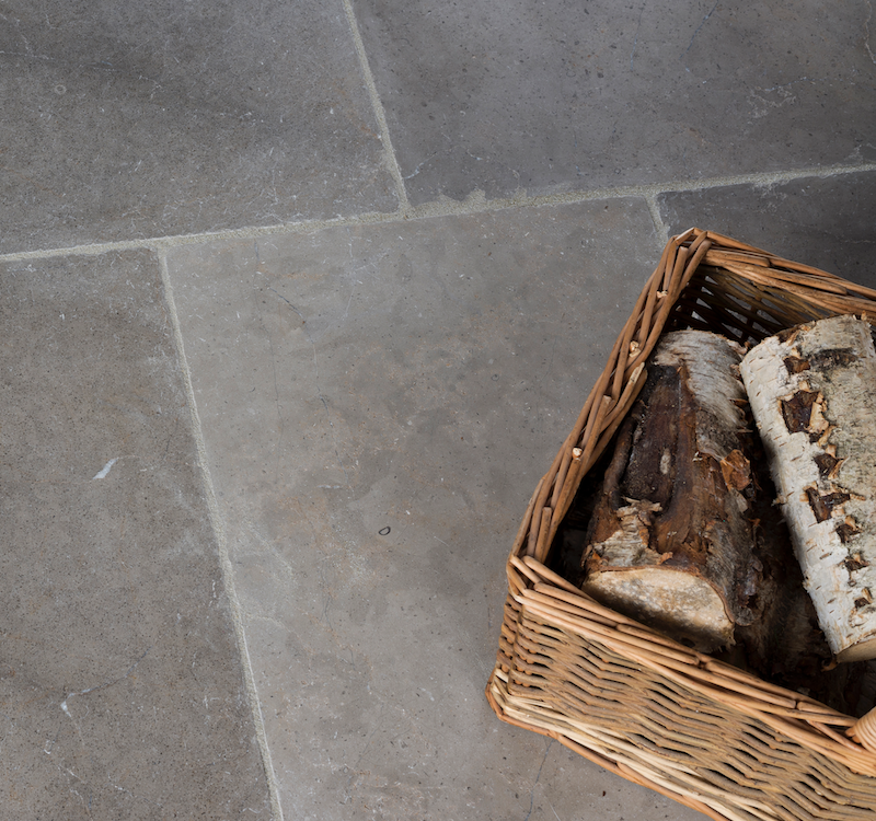 Arnave Gris Tumbled Limestone Tile