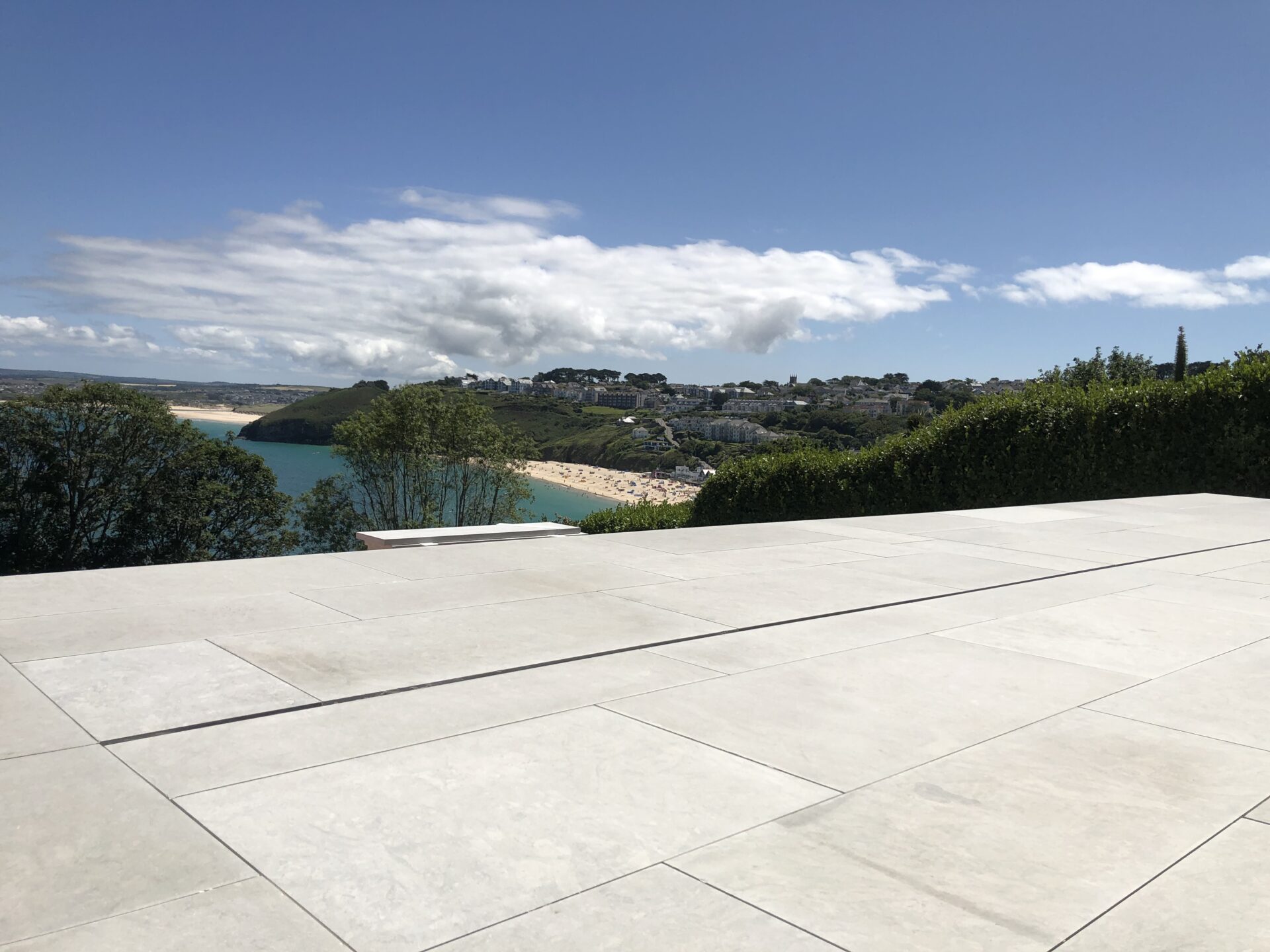 Limestone_tile_St_ives_Cornwall_tiling_swimming_pool